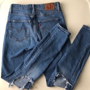 Levis jeans